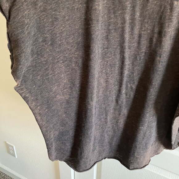 We the Free Oversized Gray/Brown Tee Shirt Size Medium Stretchy Comfy Boho - Picture 11 of 13